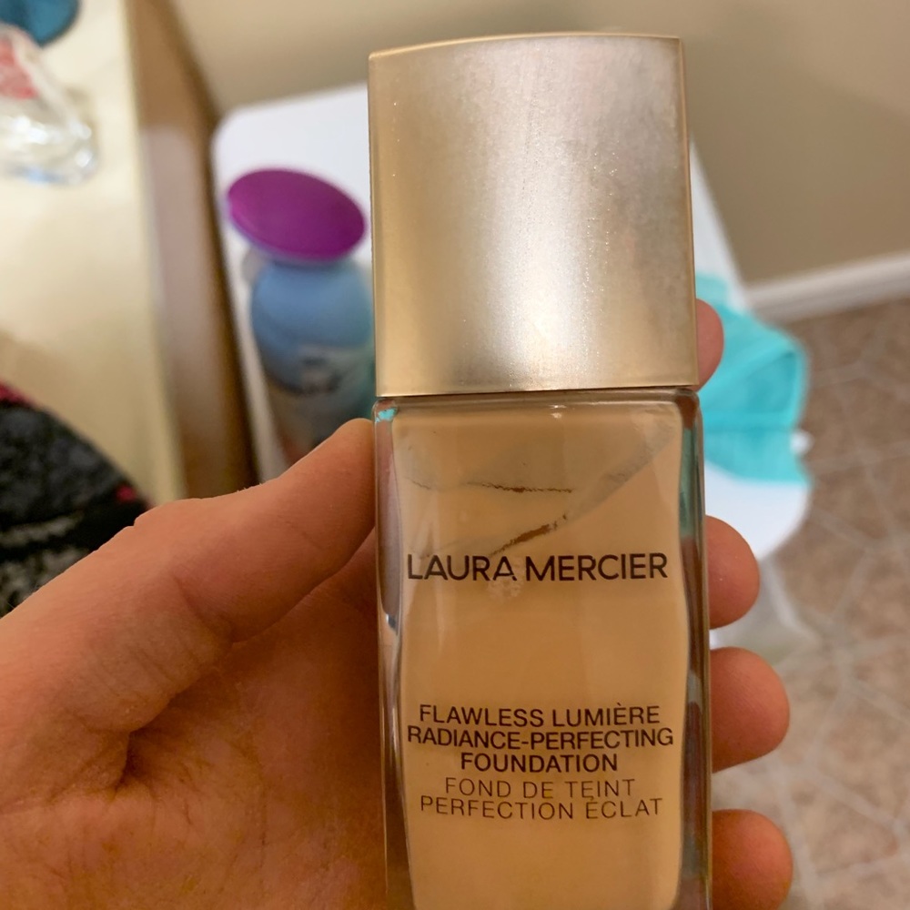 Laura mercier flawless fusion